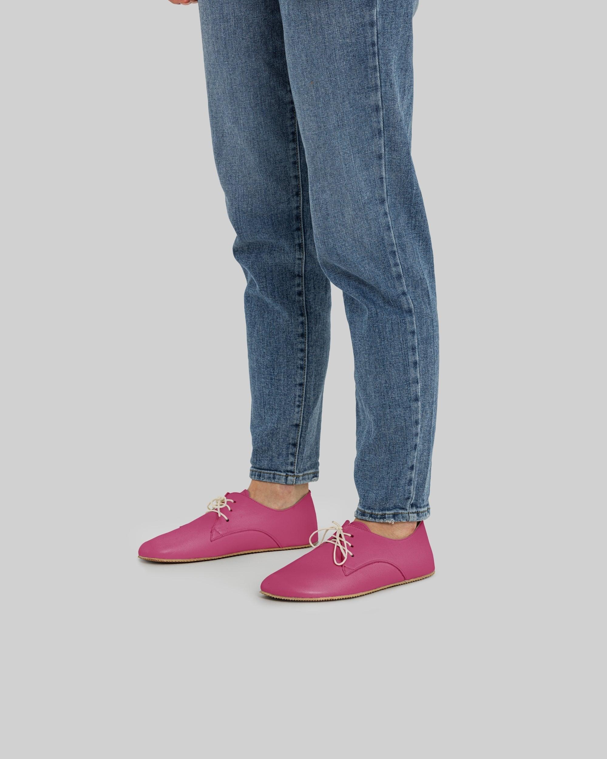 Detail Fuchsia Oxford Shoes - Handcrafted Calf Leather Turkey | Bespoky
