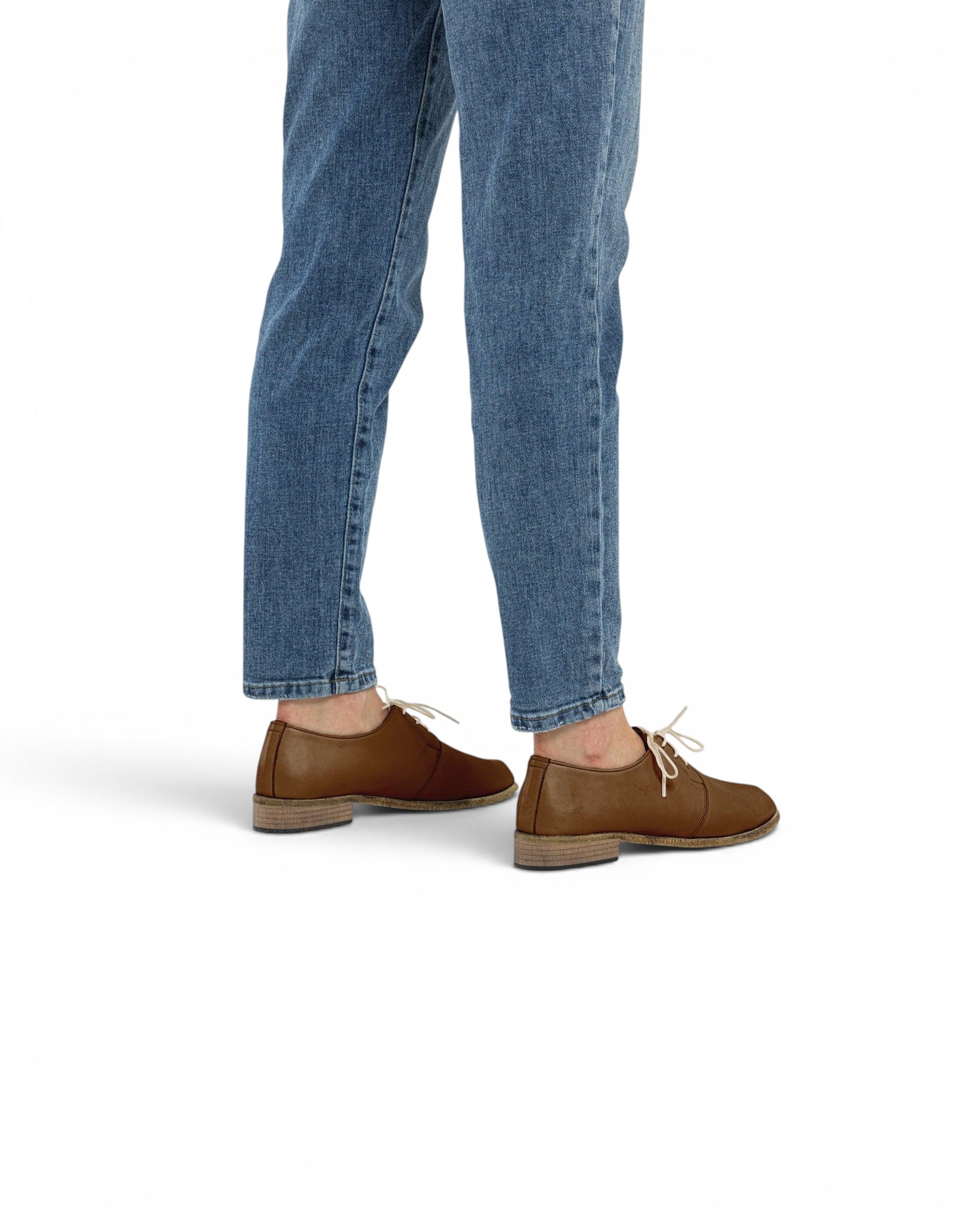 Detail Dark Tan Pointed Toe Oxford - Handcrafted Calf Leather Turkey | Bespoky