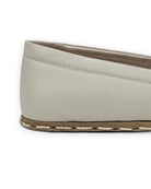 Close-up calf leather - Lucas Beige Barefoot Shoes Detail | Bespoky