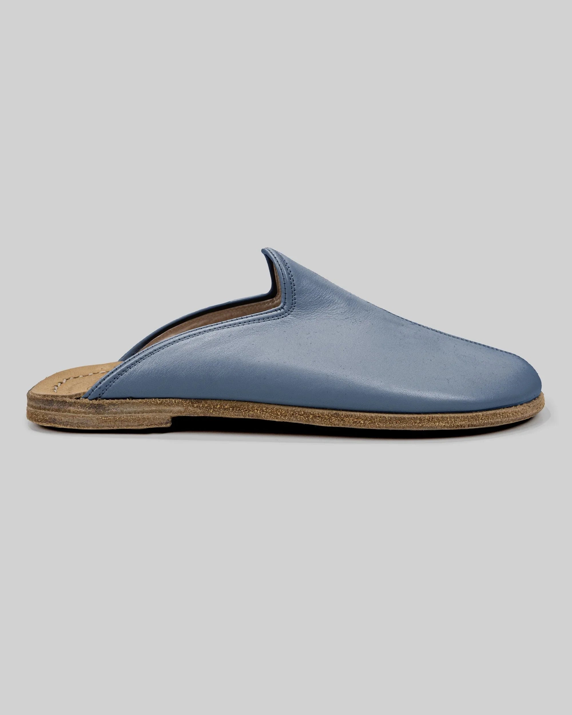 Close-up calf leather - Jean Blue Slippers Detail | Bespoky