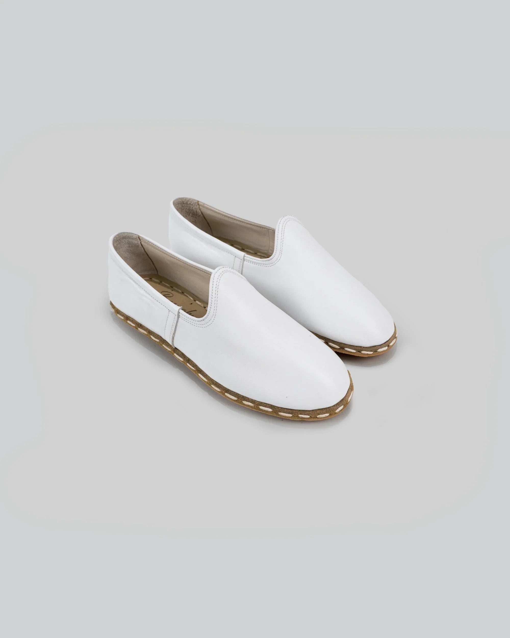 Women's White Yemeni Shoes - Handcrafted Calf Leather Wide Toe Box | Bespoky