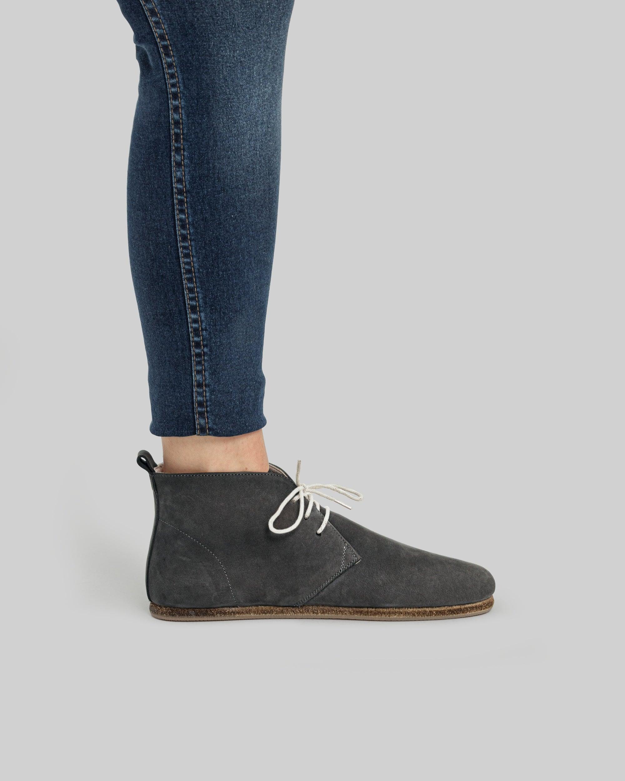 Close-up calf leather - Smoked Nubuck Ankle Boots Detail | Bespoky