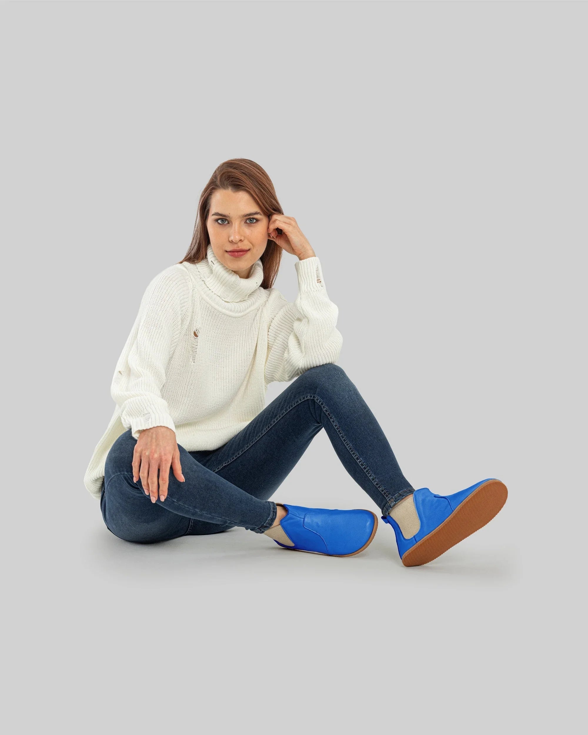 Close-up calf leather - Blue Chelsea Boots Detail | Bespoky