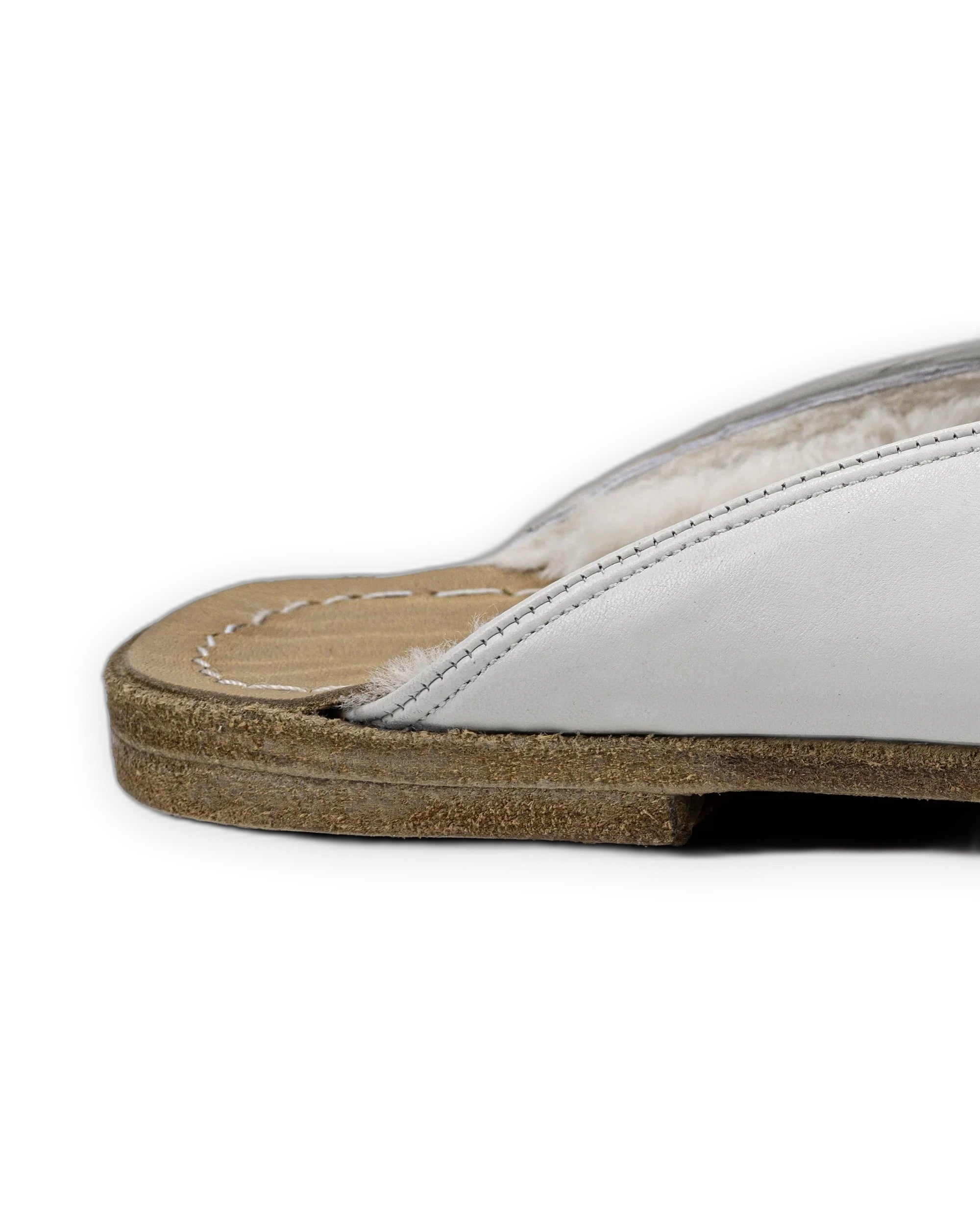 Detail White Shearling Slippers - Handcrafted Calf Leather Turkey | Bespoky