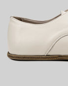 Close-up calf leather - Cream Oxford Shoes Detail | Bespoky