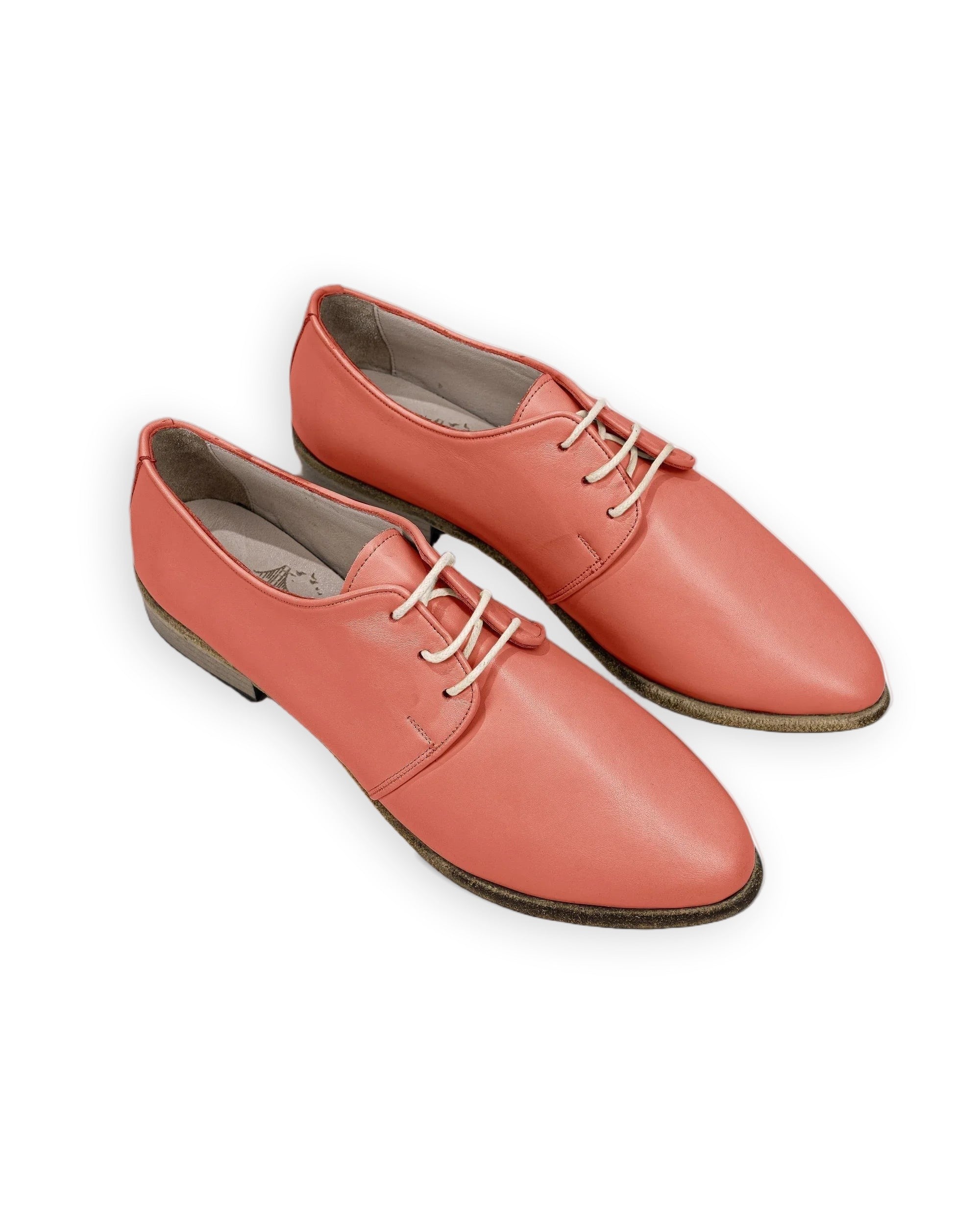 Women's Pomegranate Pointed Toe Oxford - Handcrafted Calf Leather Wide Toe Box | Bespoky