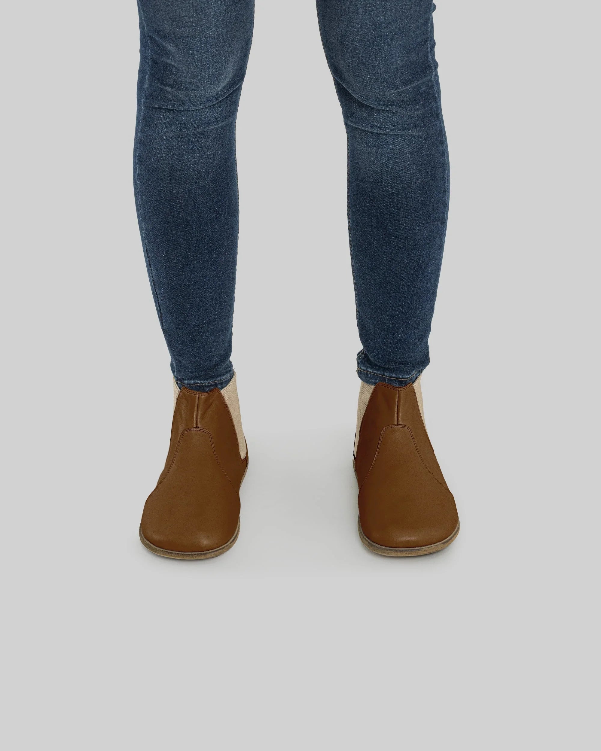 Detail Dark Tan Chelsea Boots - Handcrafted Calf Leather Turkey | Bespoky