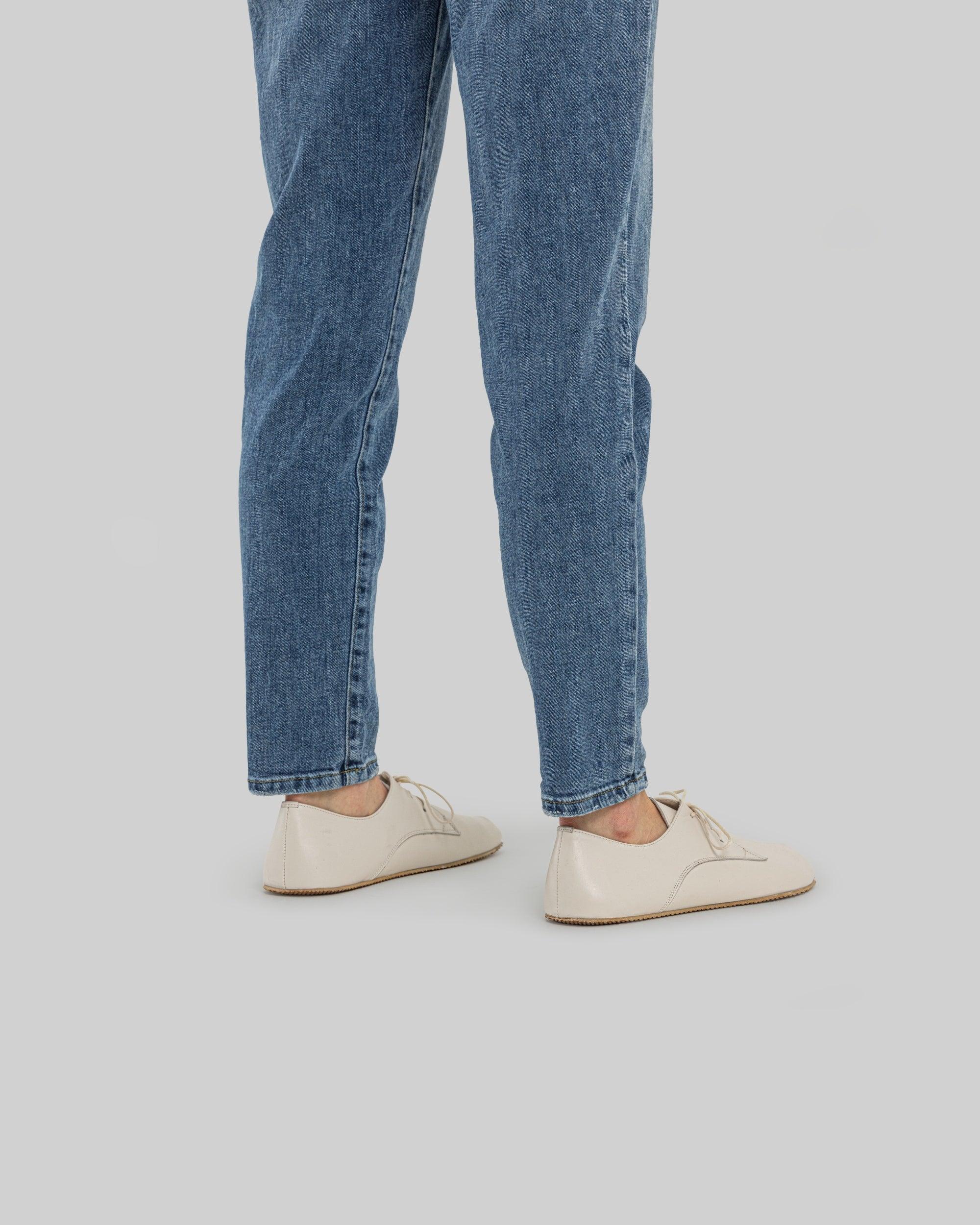 Close-up calf leather - Cream Oxford Shoes Detail | Bespoky