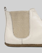 Close-up calf leather - Cream Chelsea Boots Detail | Bespoky