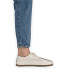 Close-up calf leather - Cream Barefoot Sneaker Detail | Bespoky