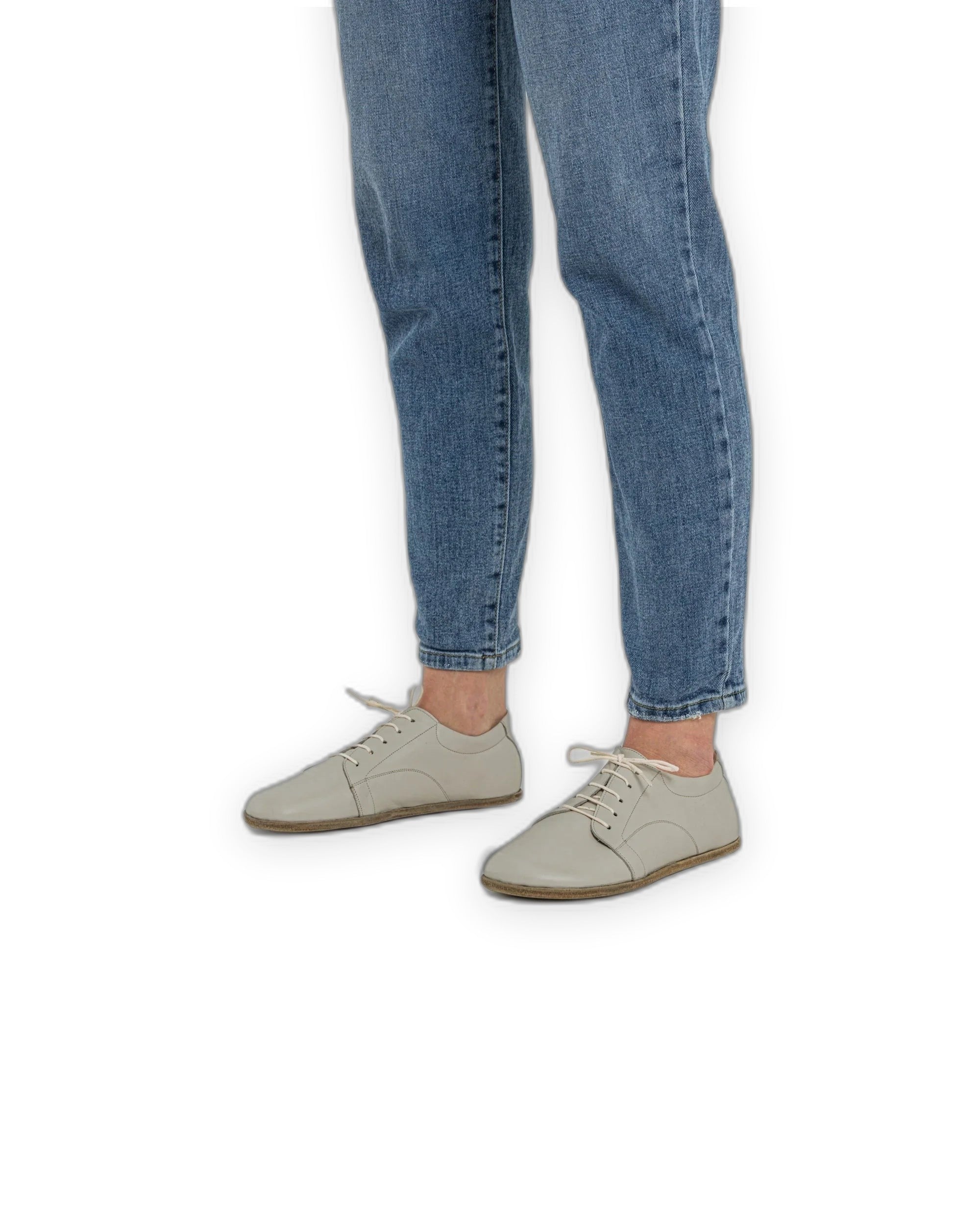 Close-up calf leather - Lucas Beige Barefoot Sneaker Detail | Bespoky