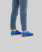 Close-up calf leather - Blue Pointed Toe Oxford Detail | Bespoky