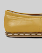 Detail Mustard Yemeni Shoes - Handcrafted Calf Leather Turkey | Bespoky