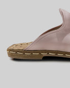 Detail Roze Slippers - Handgemaakt Kalf Leer Turkije | Bespoky